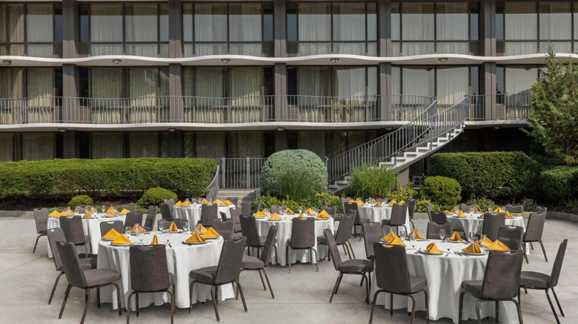 Marriott Saddle Brook Exterior foto